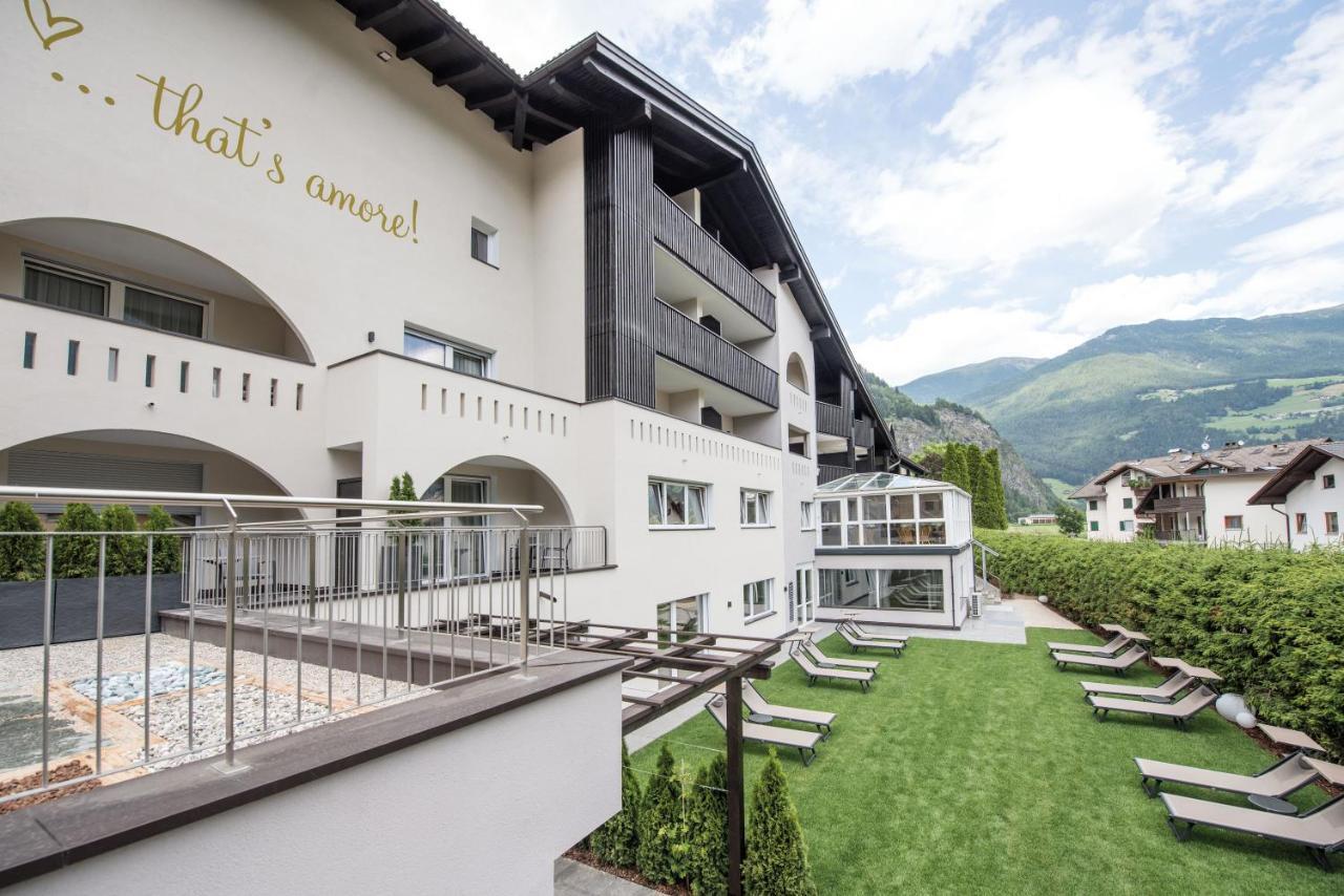 Vitaurina Royal Hotel Molini di Tures Exterior foto